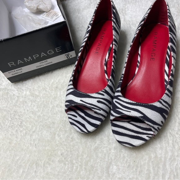 Rampage Zebra Isabella Flats - Picture 9 of 9